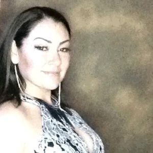 Meet your Posher, Chanel